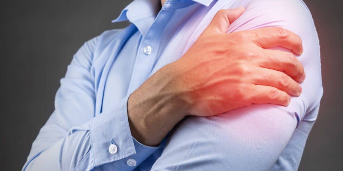 The Complete Guide to a Rotator Cuff Tear | Kinetic Labs